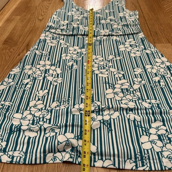 Title Nine Dream V-Neck Green & White Stripe Floral Dress Size M Hiking Outdoors - Picture 8 of 11